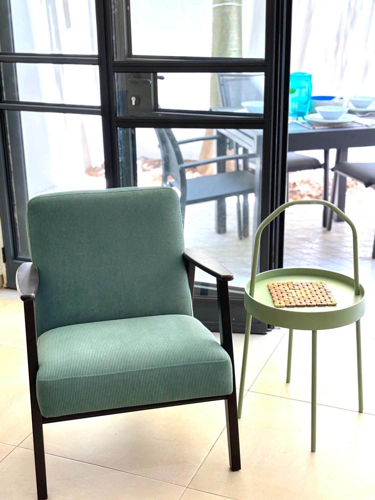 Apartment Luxury Garden Tlv 2 Bed 2 Bath